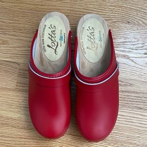 Lotta clogs red size 37